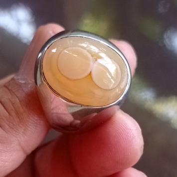 Batu motif angka 8 dengan ring monel pesanan