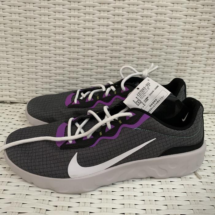 Nike Explore Strada Size 10 (Euro 44)
