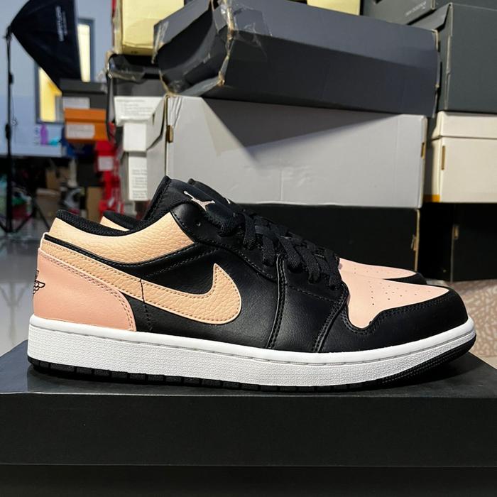 AJ 1 Low Crimson Tint (ETALASE 886)