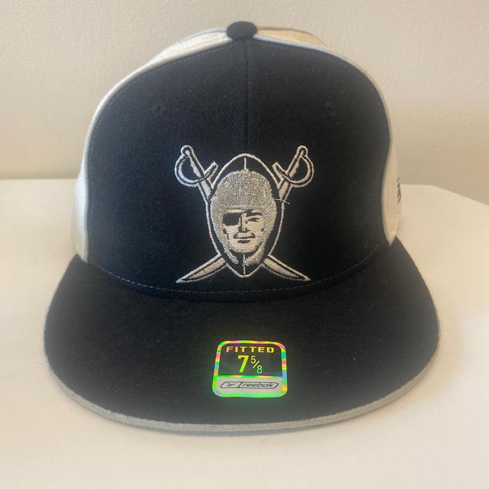 Topi second original Raiders