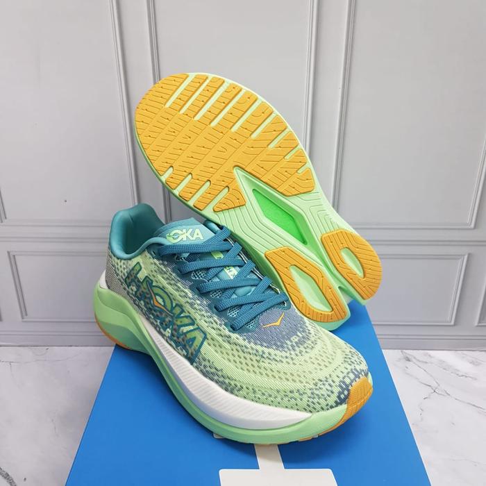 sepatu wanita HOKA MACH X