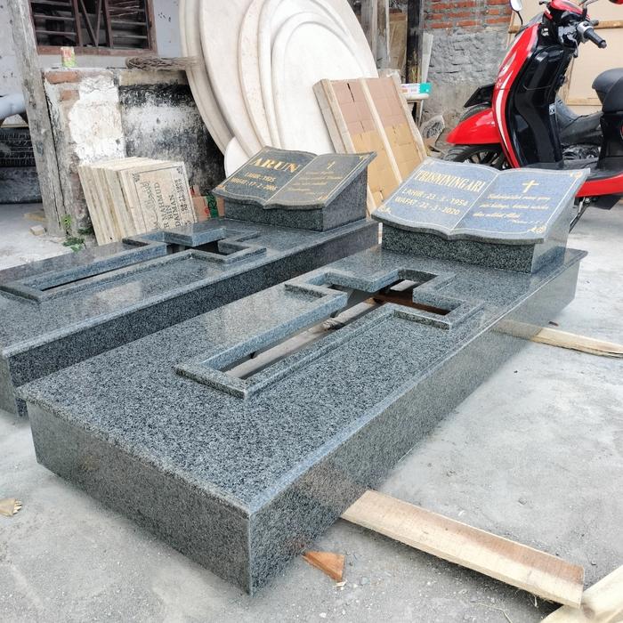Kijing Makam Kristen Batu Granit Impala Asli Batu Alam Kwalitas Terbaik ( bisa custom )