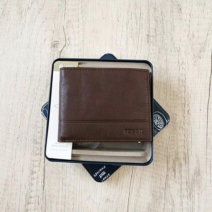 dompet pria fossil brooks flip id bifold wallet dark brown ej