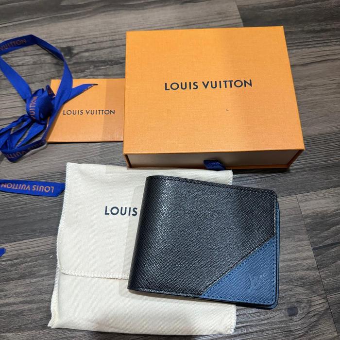 Dompet LV authentic multiple