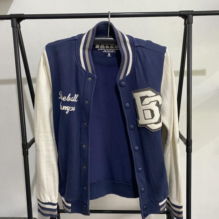 varsity jacket baleno size S