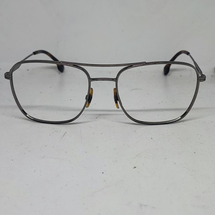 kacamata Aviator merk carrera