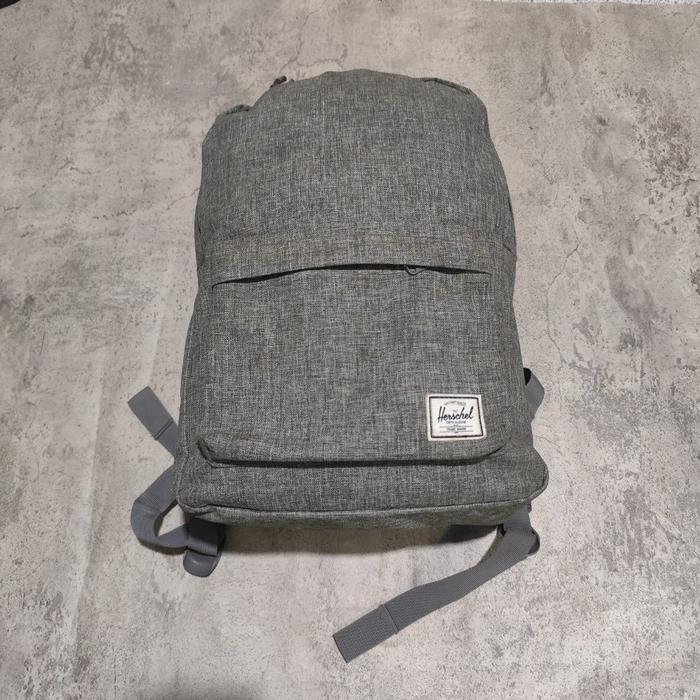 tas ransel daypack pria herschel abu bekas