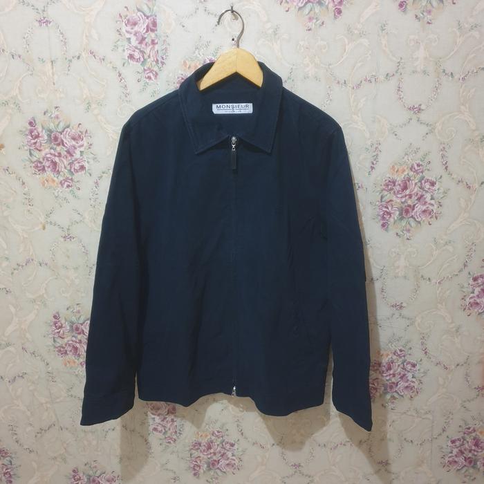 Mulus .authentic jaket givenchy size L