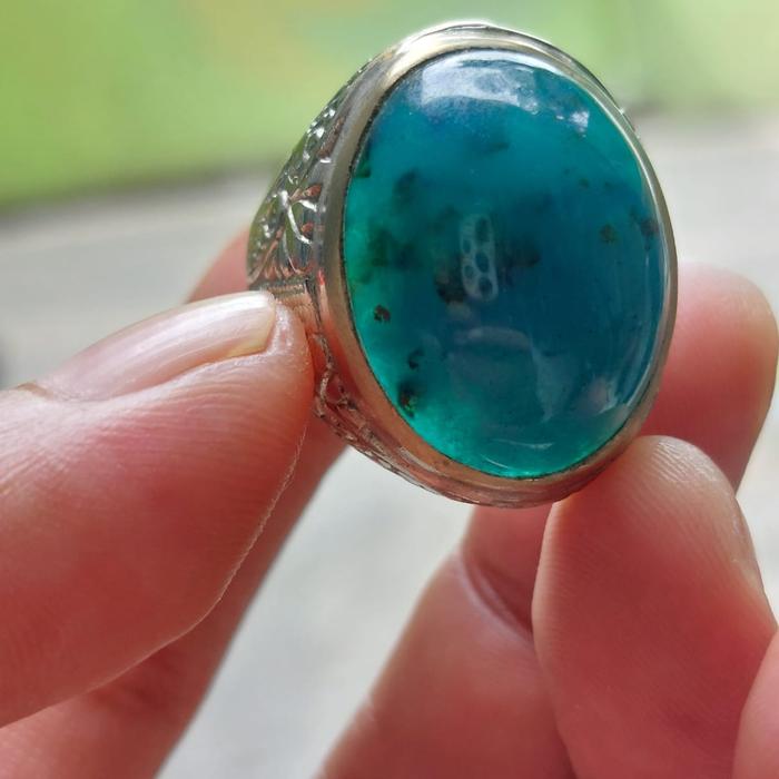 batu akik bacan hijau bermotif
