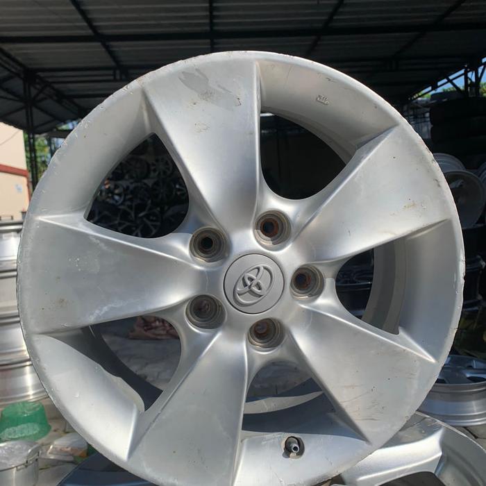 velg original Toyota rush