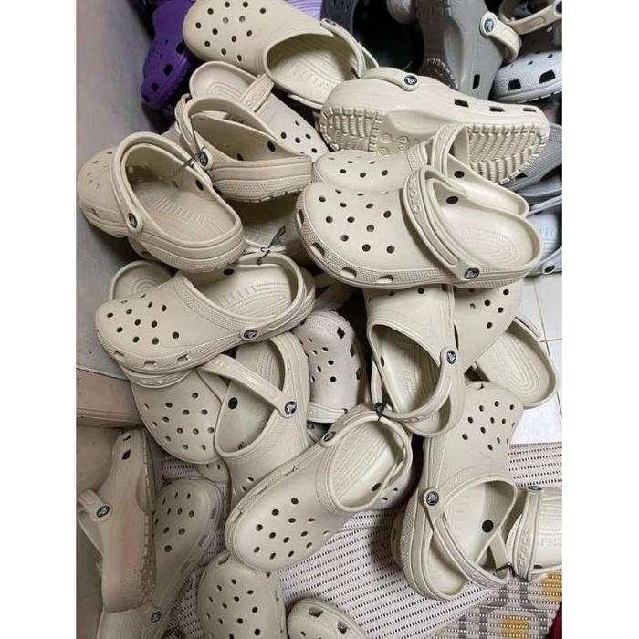 SANDAL CROCS RIJEK CUTTING PABRIK