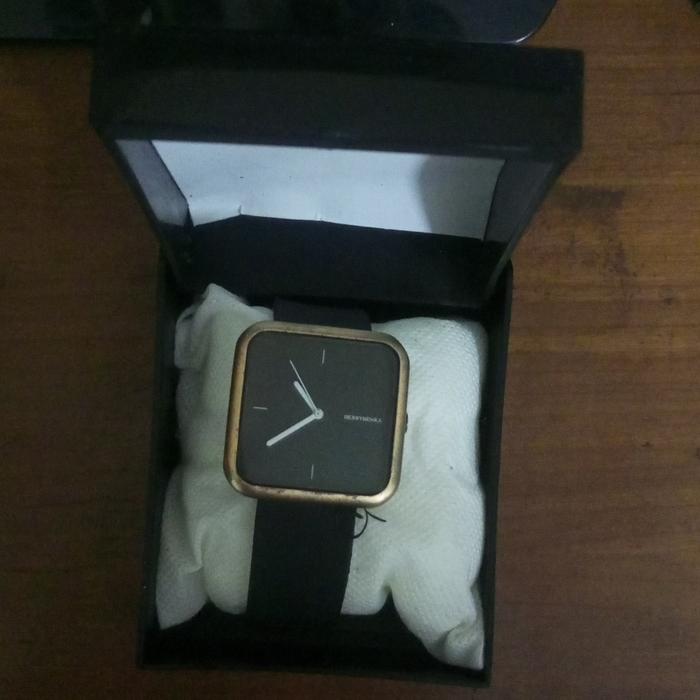 Jam Tangan wanita original Berrybenka Tank not CASIO SEIKO CITIZEN QUARTZ