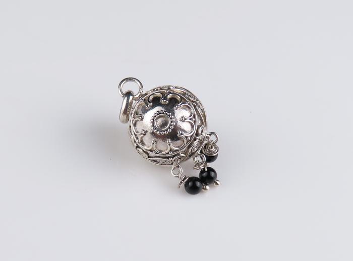 Liontin Perak, Chime Ball, Liontin Permata