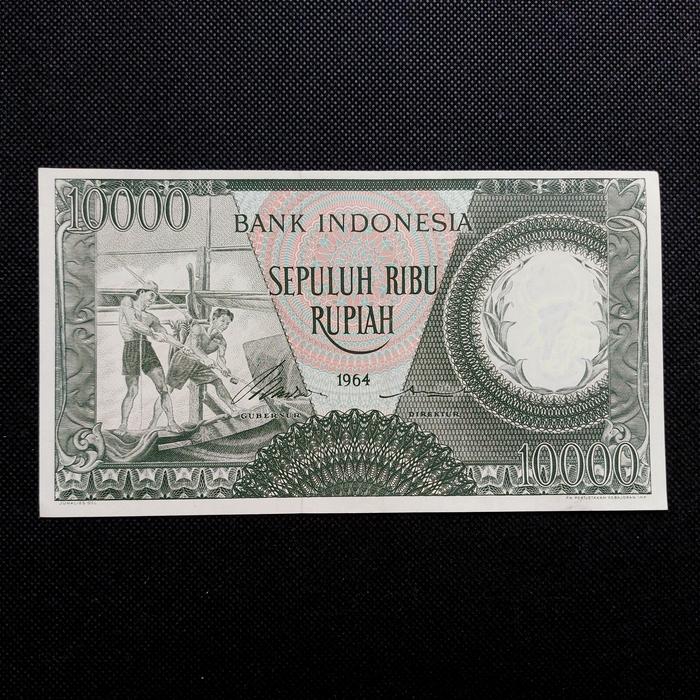 Uang Kuno 10.000 Rupiah Seri Pekerja Nelayan Variasi Warna Hijau Tahun 1964