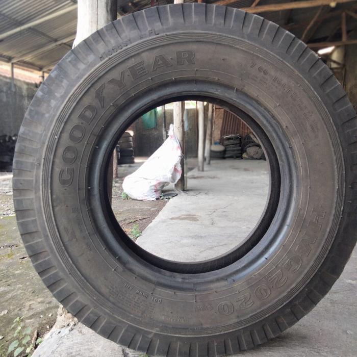 ban truk ukuran 700-16 merek GOODYEAR