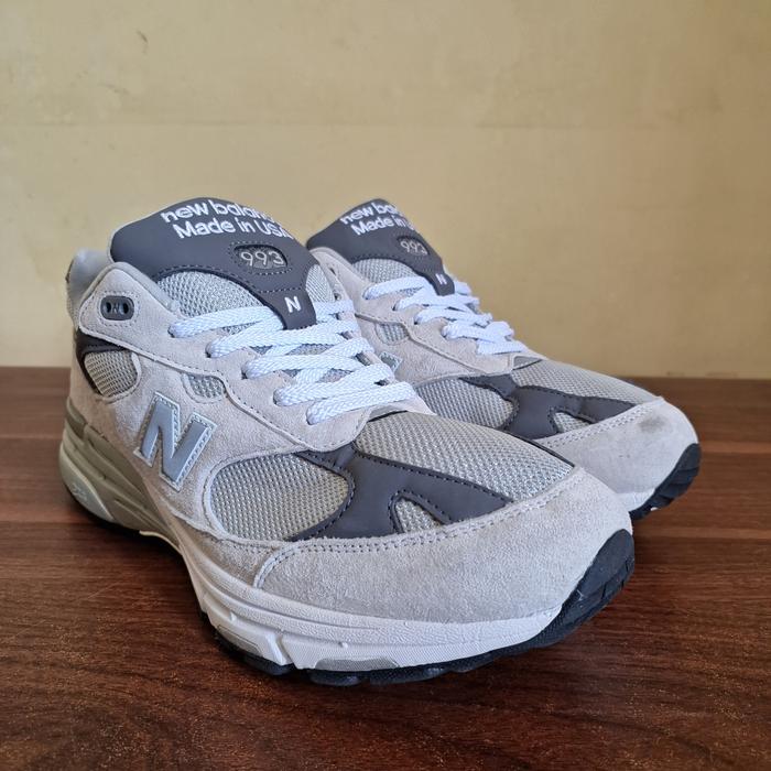 sepatu sneakers nb balance 993 usa