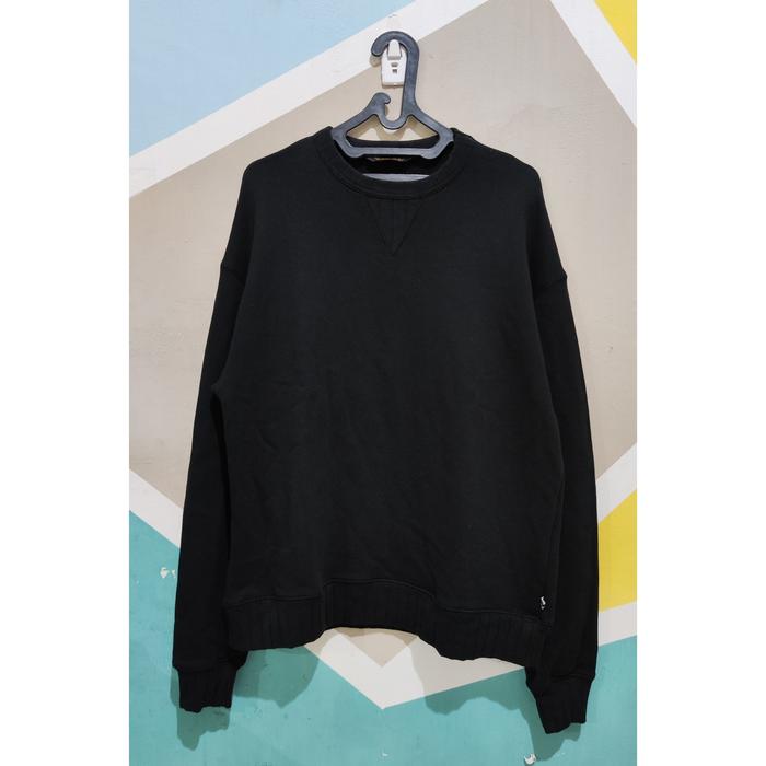Crewneck Sweater Jaket Uniform Bridge not Monoflow Uniqlo H&M Zara Vans Converse Soverment