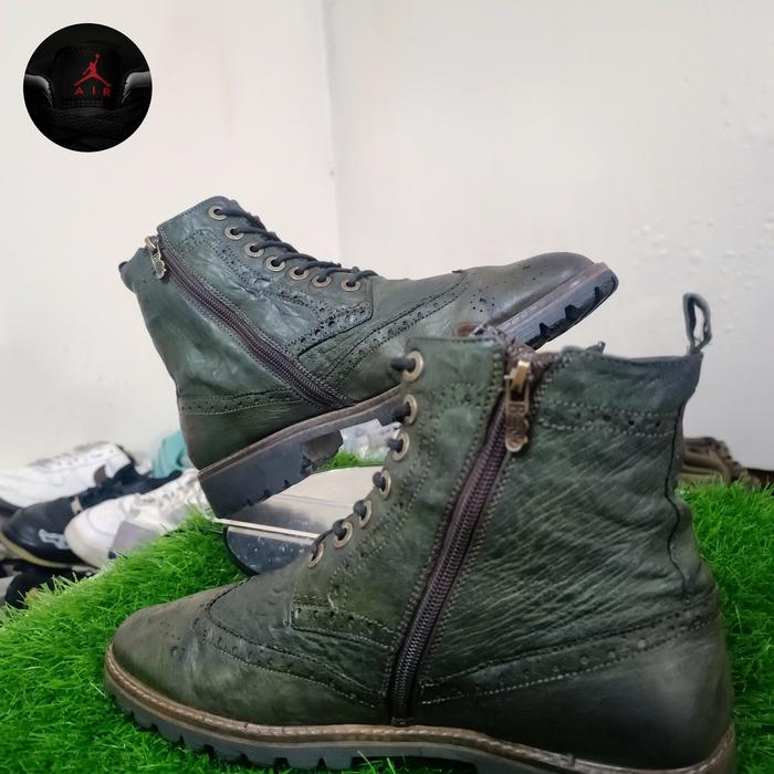 boot Buffalo Vibram second
