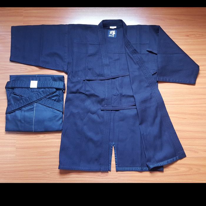Kendo Gi import + Hakama Lokal