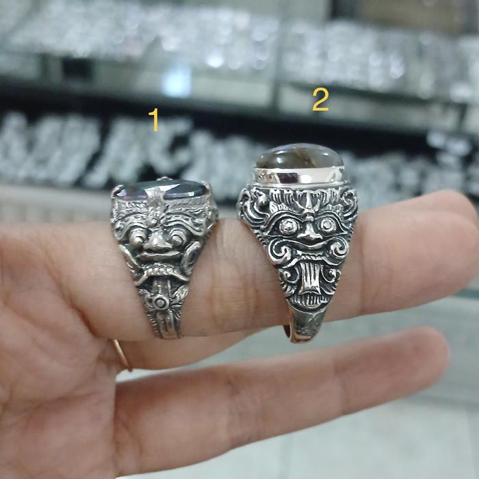 Emban Cincin perak bali motif rangda permata (10x14mm)