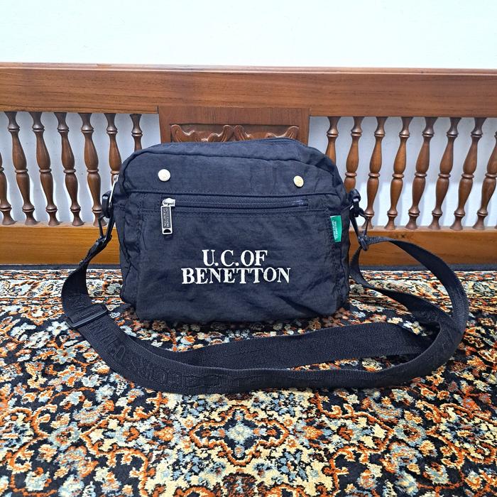 tas sling bag united colors of benetton logo bordir