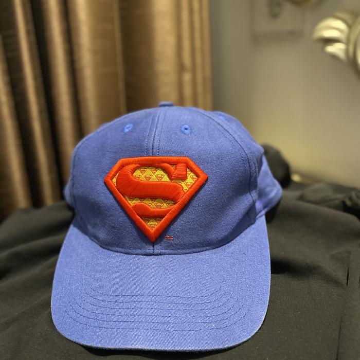 Topi Logo Superman ori 100% Warner Bros