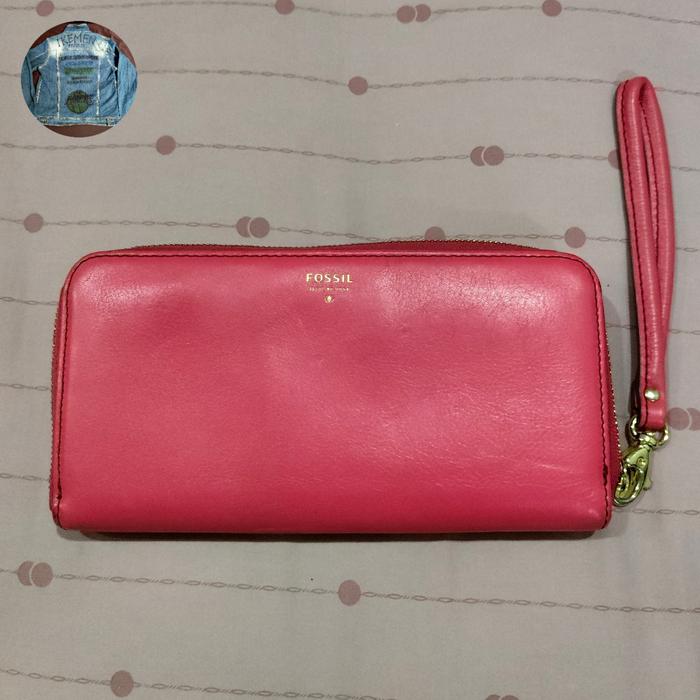 Fossil pink leather clutch wallet original