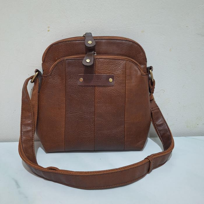 Tas Kulit Preloved Sling Bag Pria Omar Syarif Paris