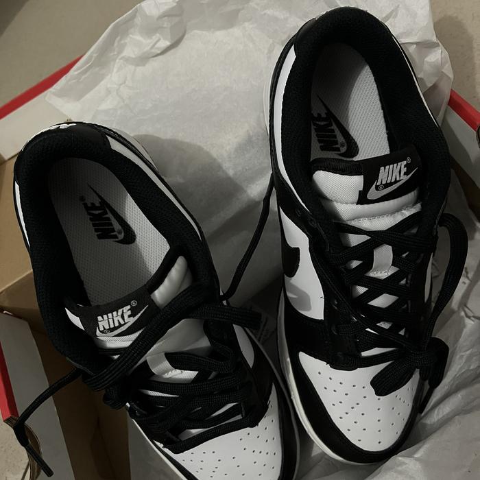 Nike dunk low woman black white E39 25cm