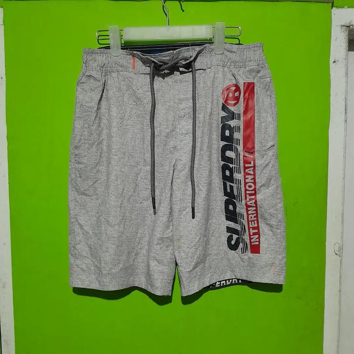 celana pendek pria superdry