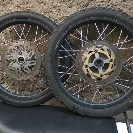 Velg pelek merk rossi ninja r kawasaki ninja rr 150 tinggal pasang tromol variasi plus dis piringan 