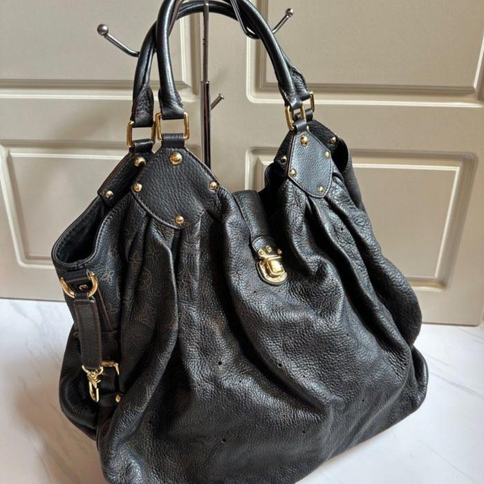 Preloved LV Mahina Black 2007
