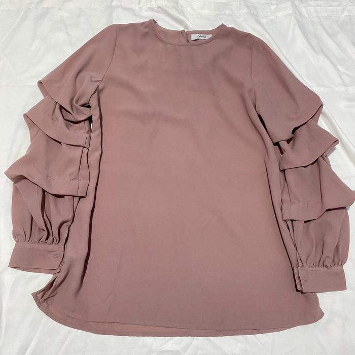 preloved blouse ruffle geulis