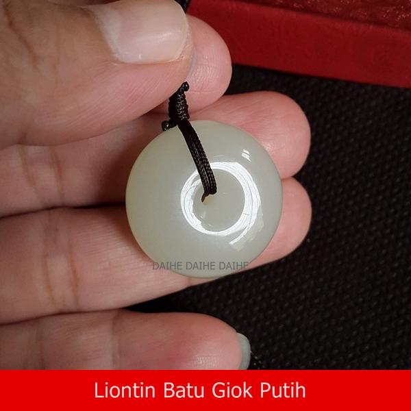 Batu Giok Putih / Kalung Liontin Bulat Giok Putih