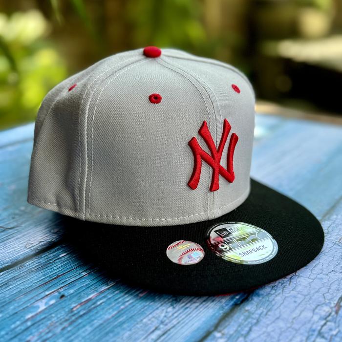 TOPI NEW ERA SNAPBACK NY YANKEES NEW YORK GREY - BLACK 9FORTY 100% ORIGINAL