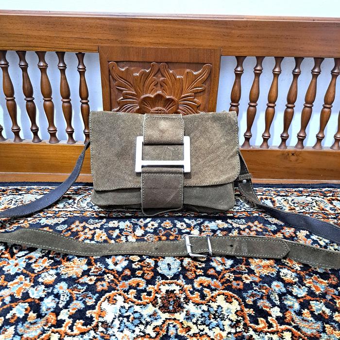 tas sling bag miss sixty kulit suede