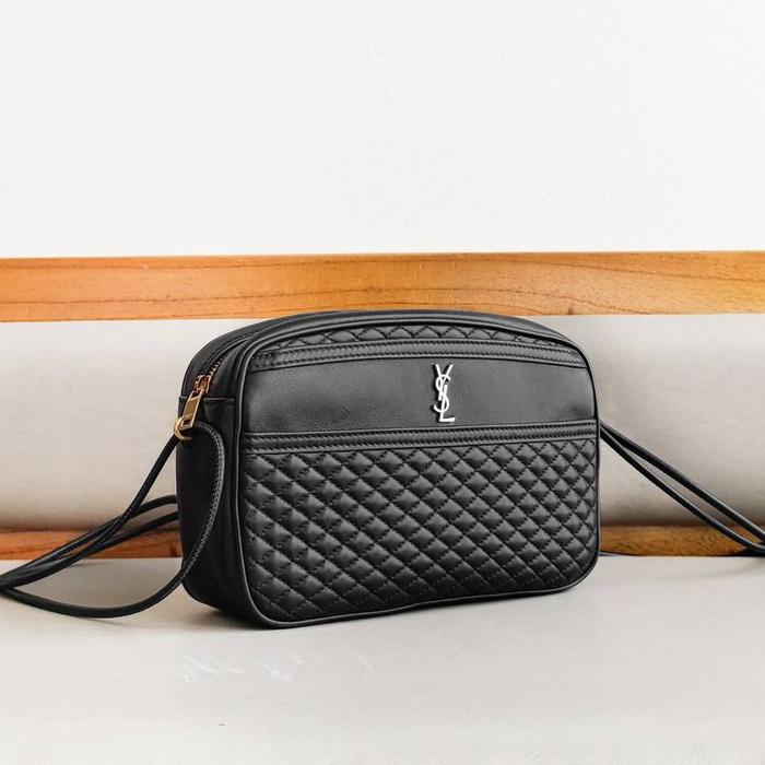 Preloved YSL Saint Laurent Victoire Camera Bag Black GHW 2021