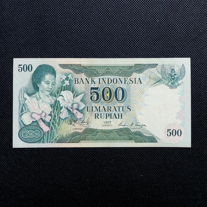 Uang Kertas Kuno 500 Rupiah Ibu Konde Tahun 1977 -212