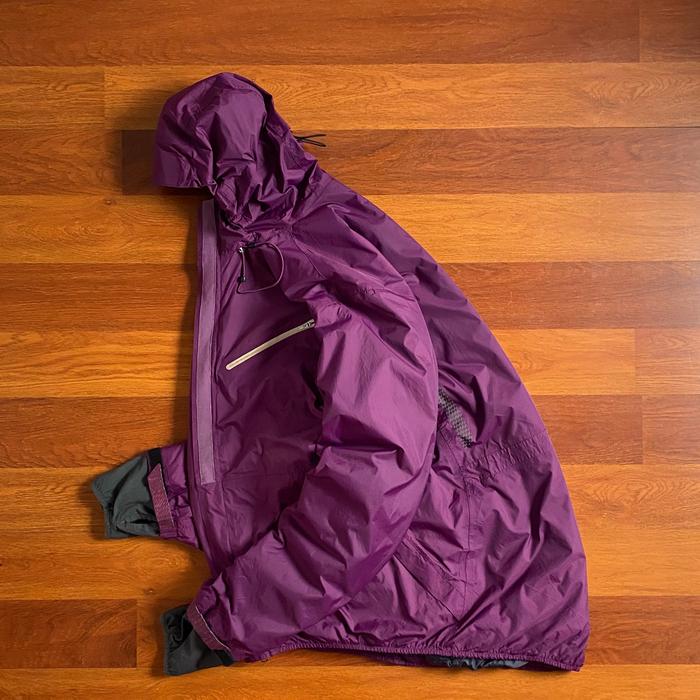 Nike fitstorm gorpcore jacket ( XL ) pria