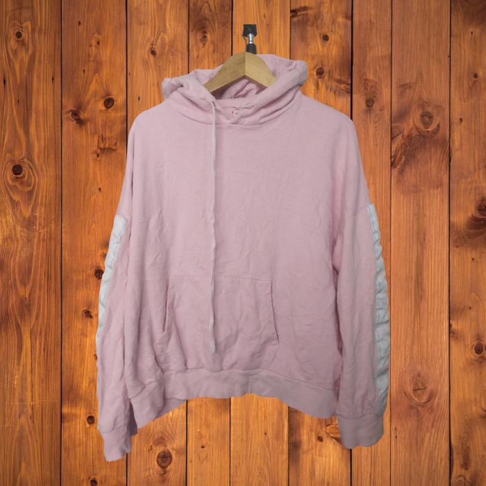 JAKET HOODIE WANITA STRAWBERRY MILK SECOND BRANDED IMPORT PINK