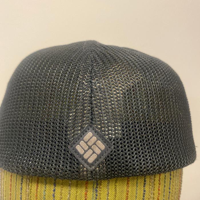 Topi second original Columbia kondisi apa adanya, size M-L (57-58 cm)