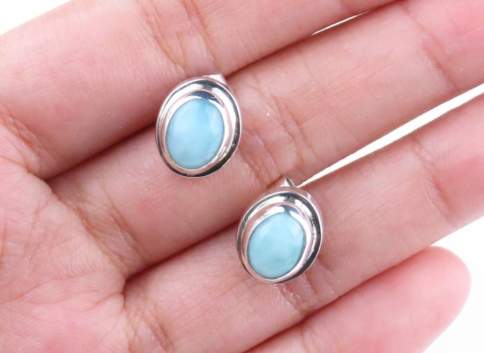 Anting Perak, Permata Larimar, Anting Permata