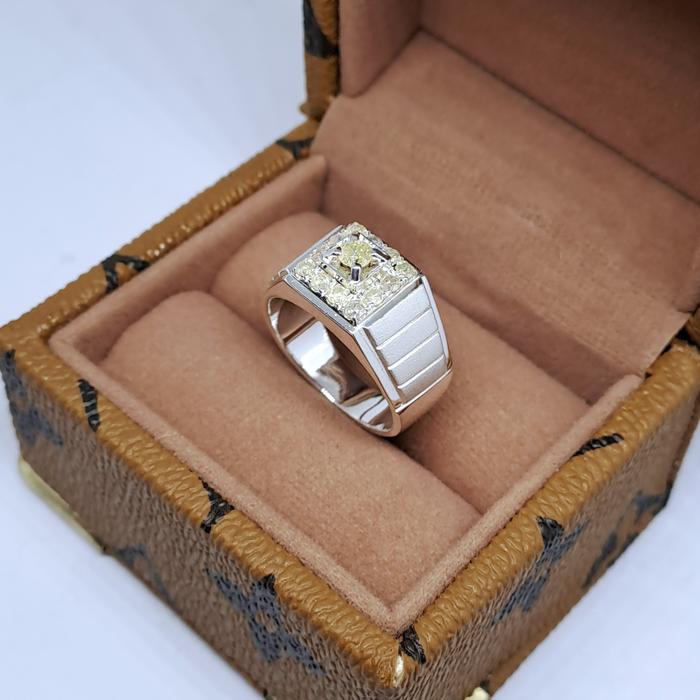 Cincin Perak Pria Berlian Eropa