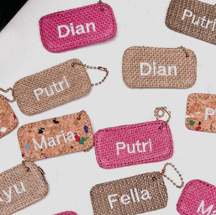 Gantungan Nama Inisial Tas Custom Bag Tag Name Tag Handmade Bordir Karung Kanvas