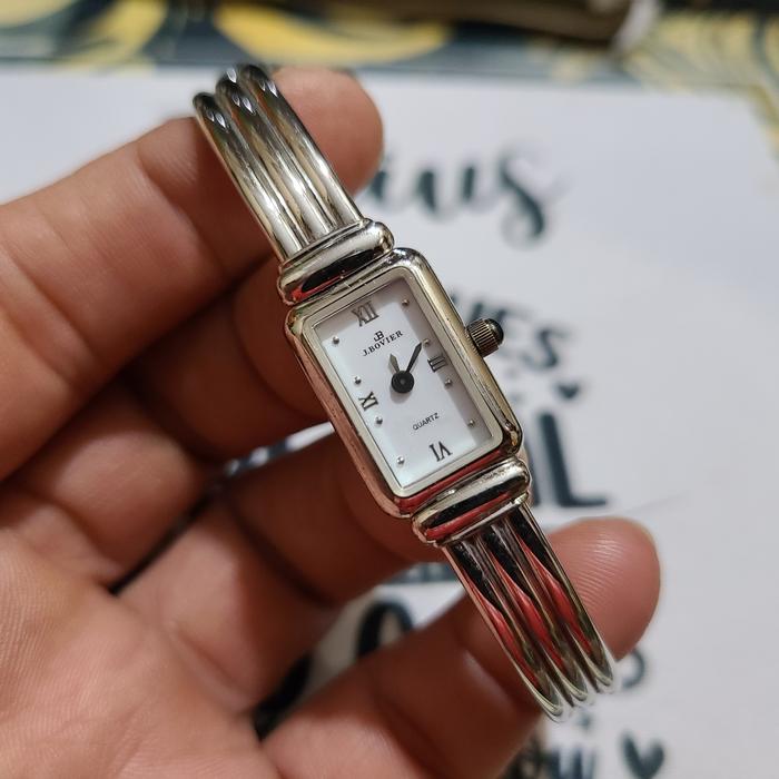 Jam Tangan Wanita J BOVIER