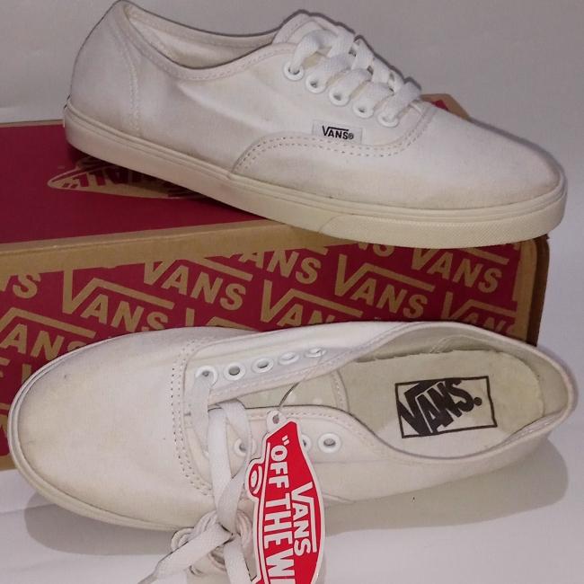 Sepatu Anak Perempuan Vans Authentic Slim Low Size 36.5 23 Canvas Full White Putih All Original OG C