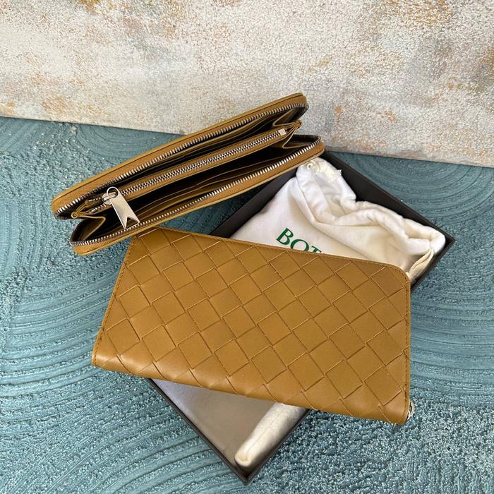 BOTTEGA ZIPPY ACORN LONG WALLET