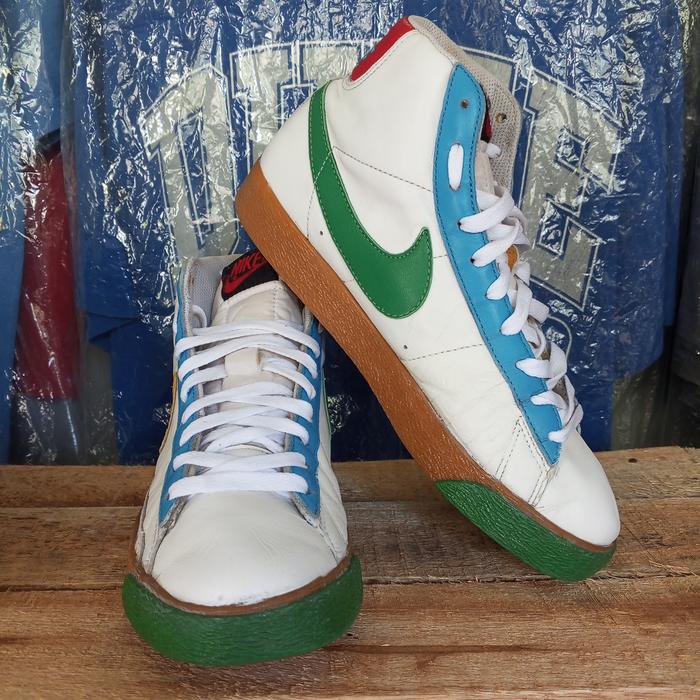 Sepatu second, - NIKE BLAZER -