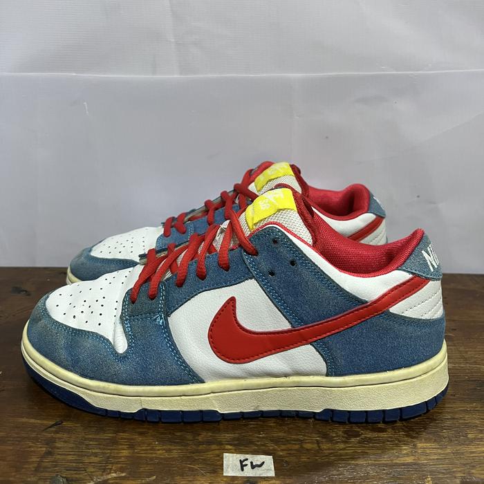 Sepatu second branded nike sb doraemon size 39