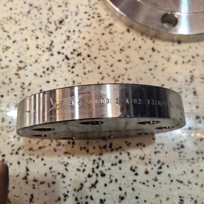 Blind Flange 2" 600# RF A182 F316/316L SF